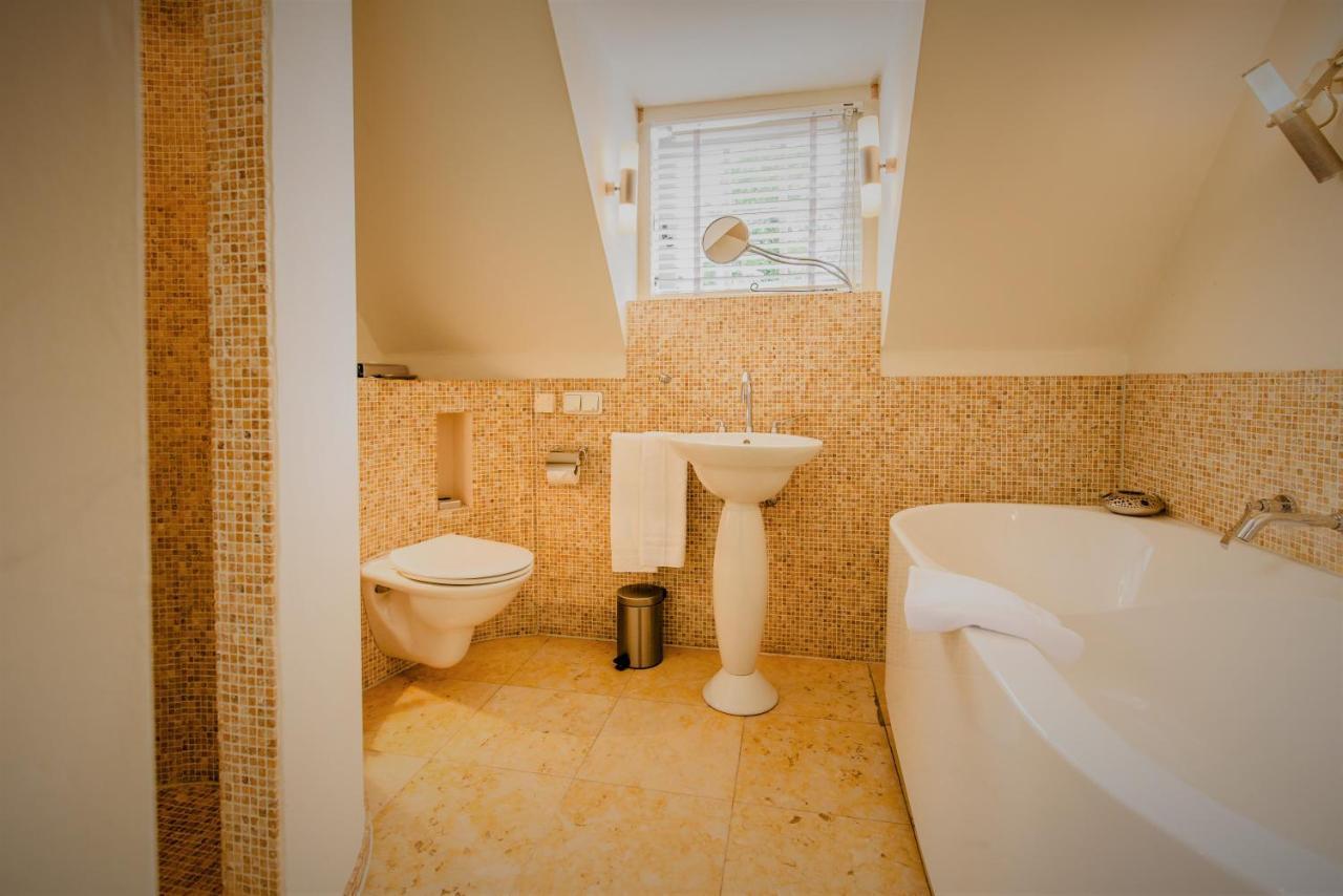 Deluxe Suite,1394202032:JPEG