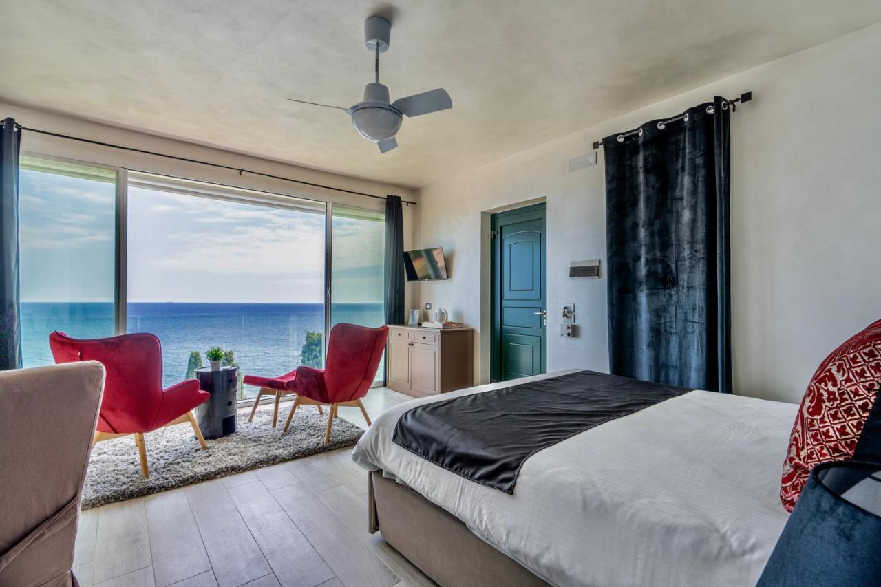 Studio Sea View