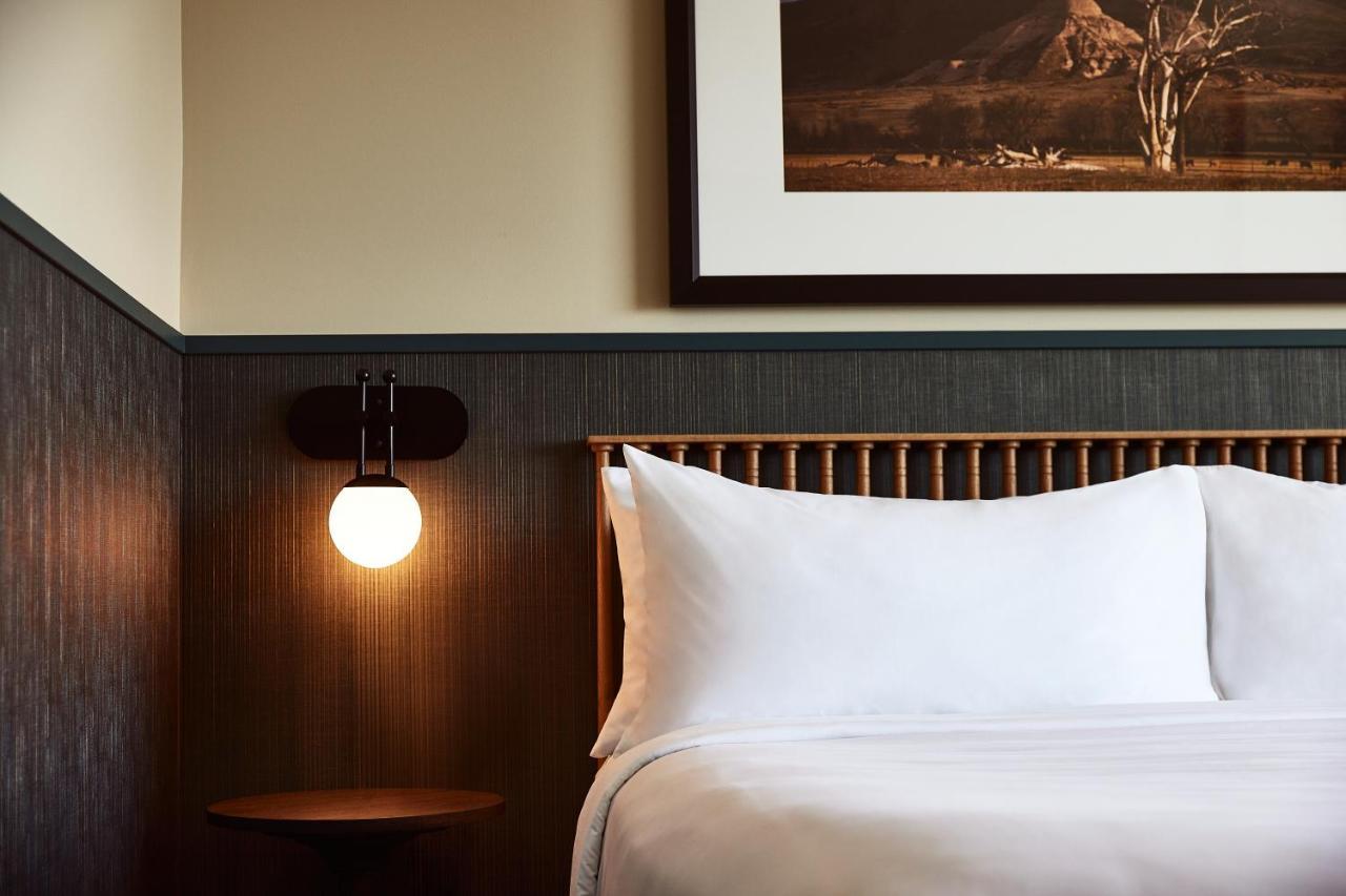 King Room - Hearing Accessible