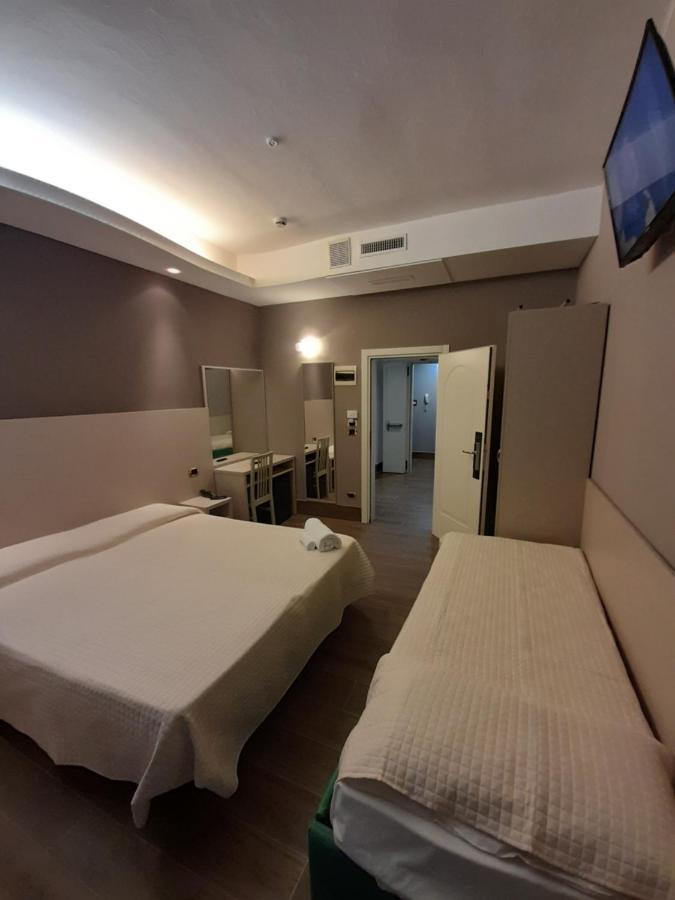 Comfort Triple Room