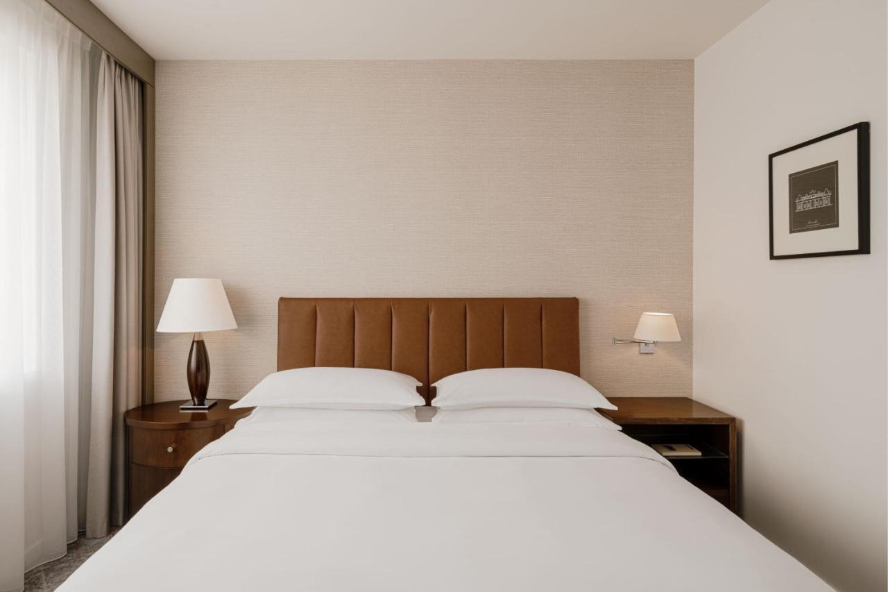 Deluxe Suite Club lounge access 1 Bedroom Suite 1 King