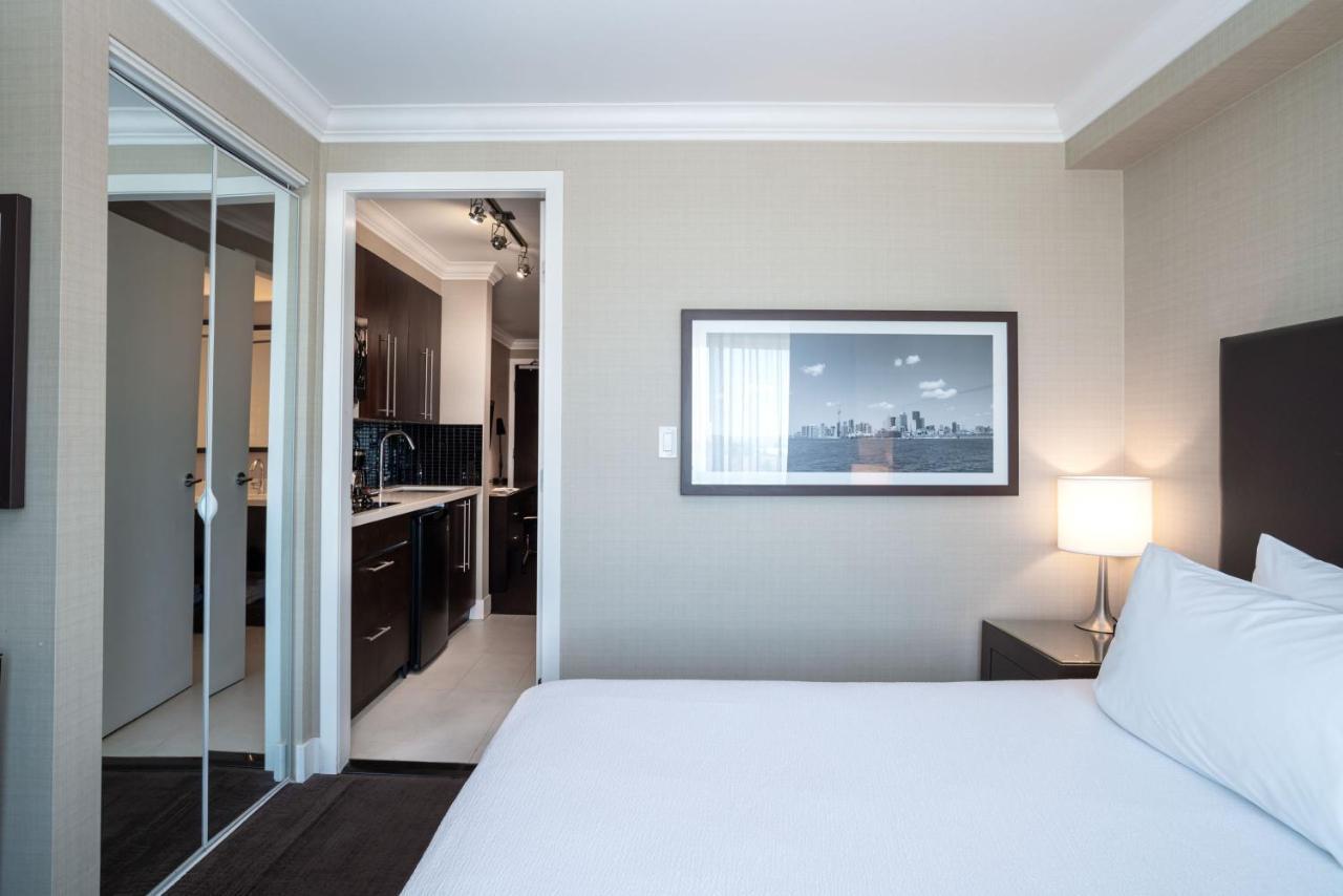 Standard Suite 1 King Bed Kitchenette