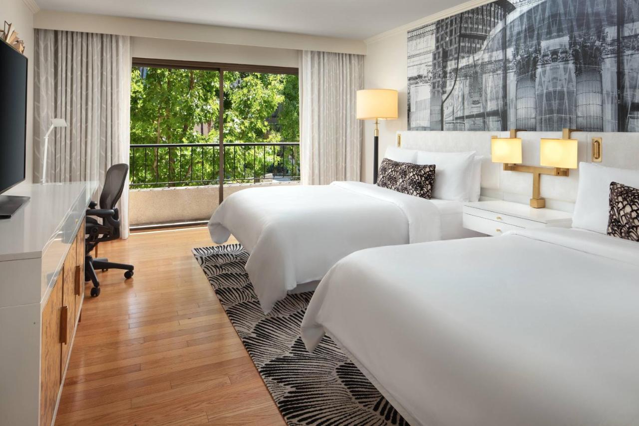 Traditional, Guest Room, 2 Queen, City View, Balcony