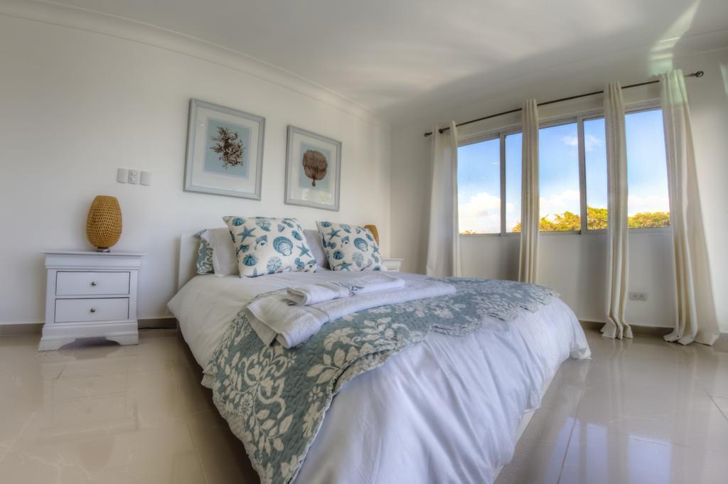 Two Bedroom Apartment Ocean View,140108328:JPEG