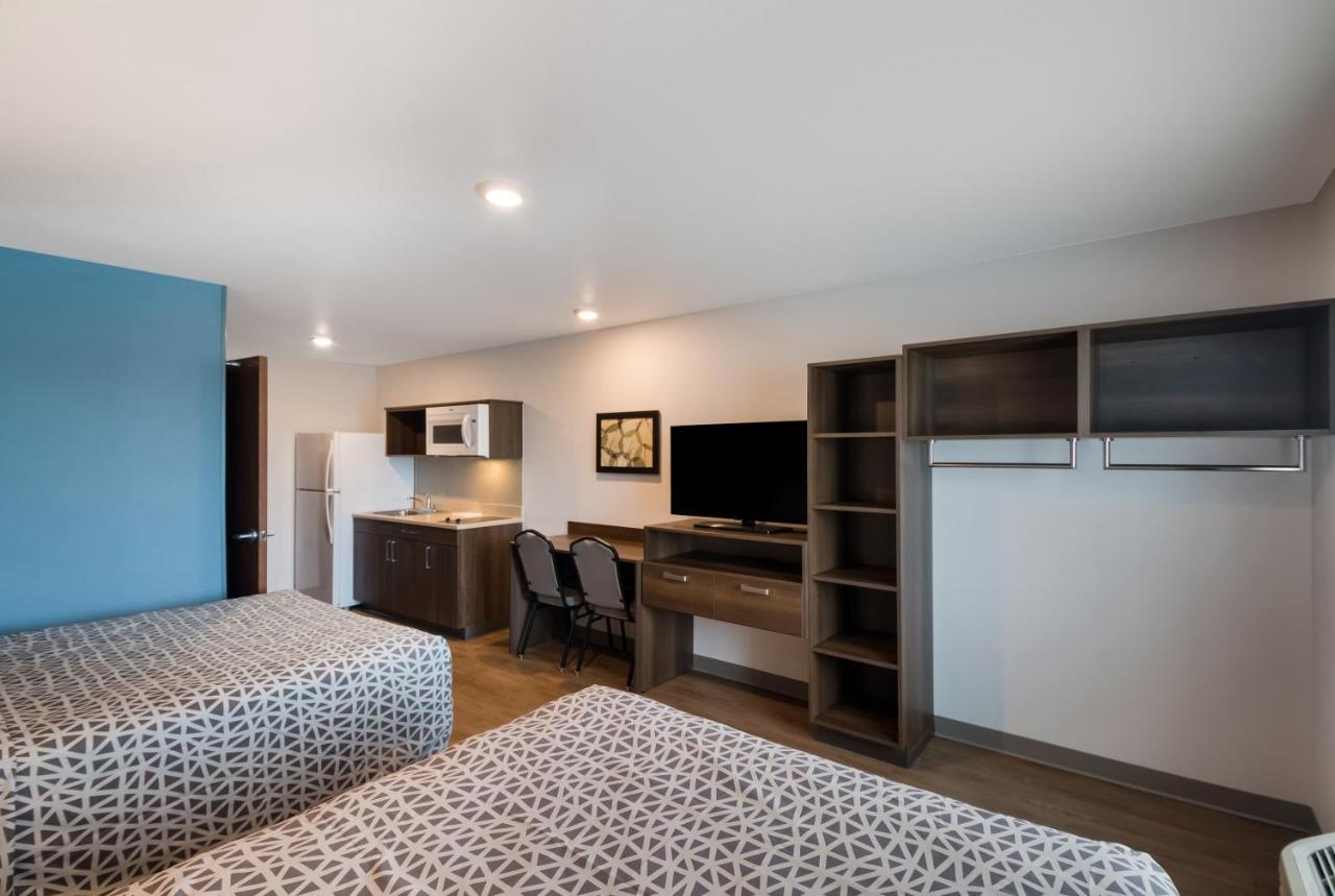 Queen Room Two Queen Beds Non Smoking
