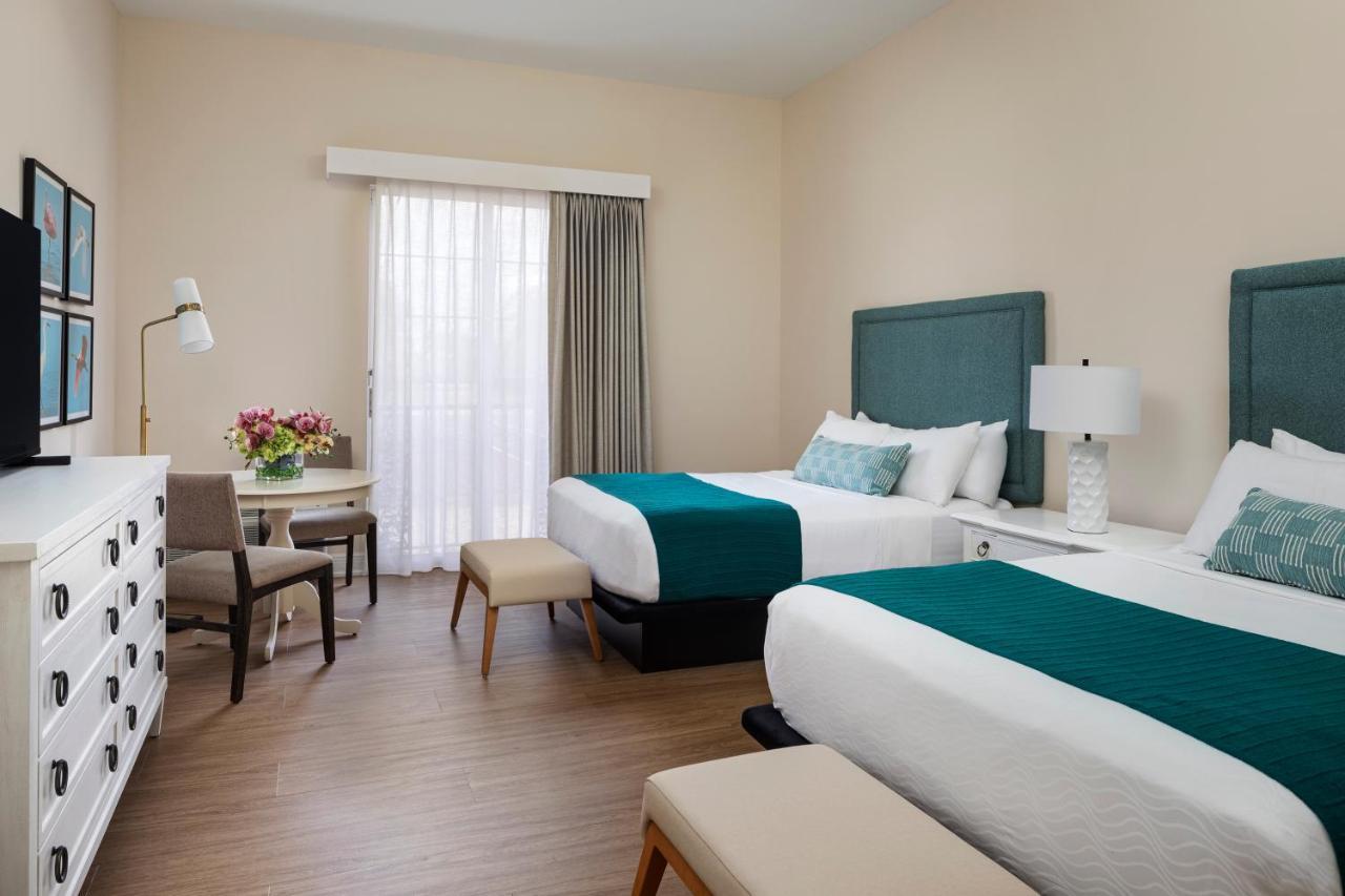 Deluxe Room with Two Double Beds