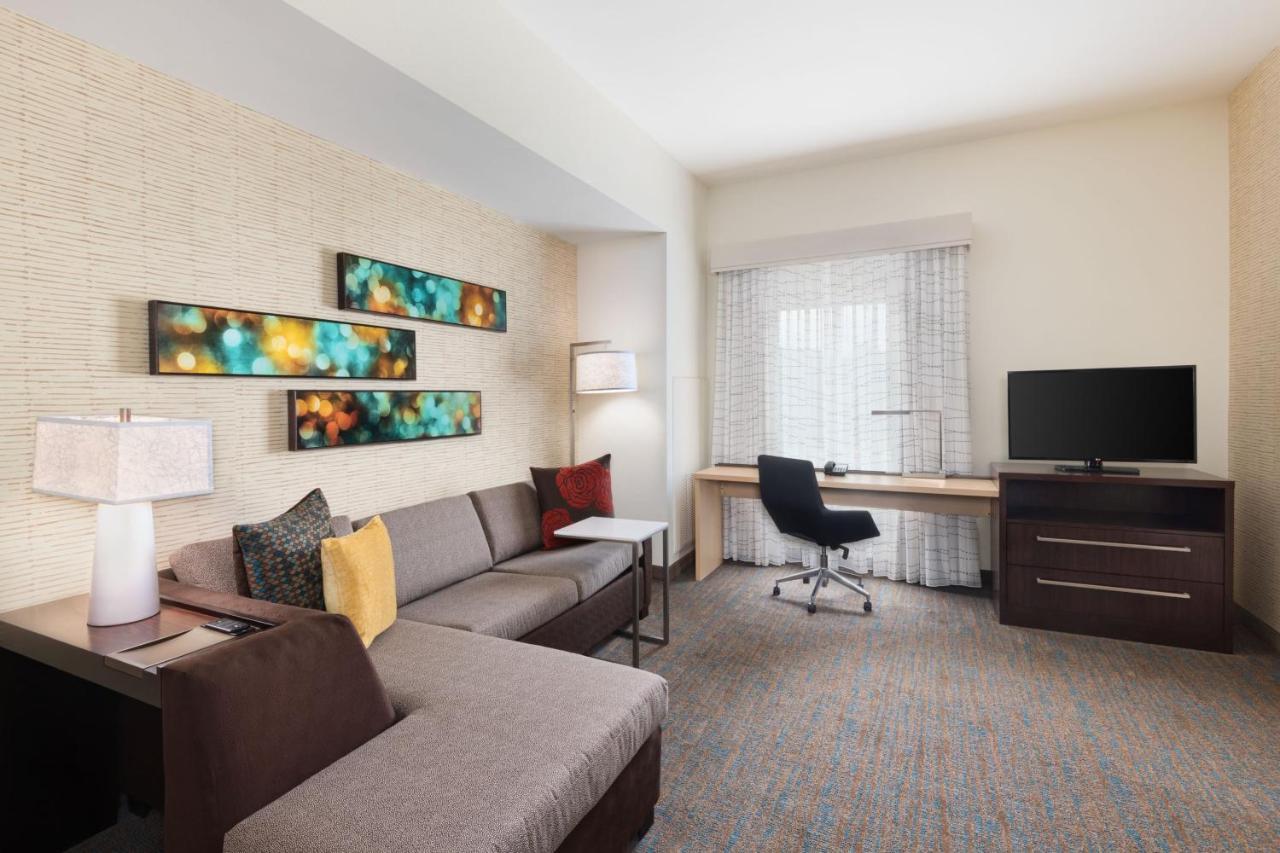 One-Bedroom King Suite with Sofa Bed