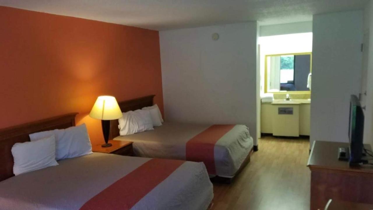 Double Room Two Double Beds Smoking