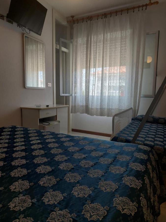 Double or Twin Room Extra Bed