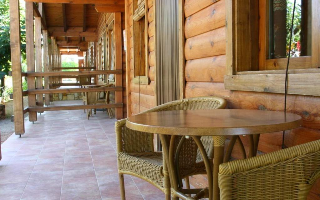 Two-Bedroom Bungalow,1412258777:JPEG