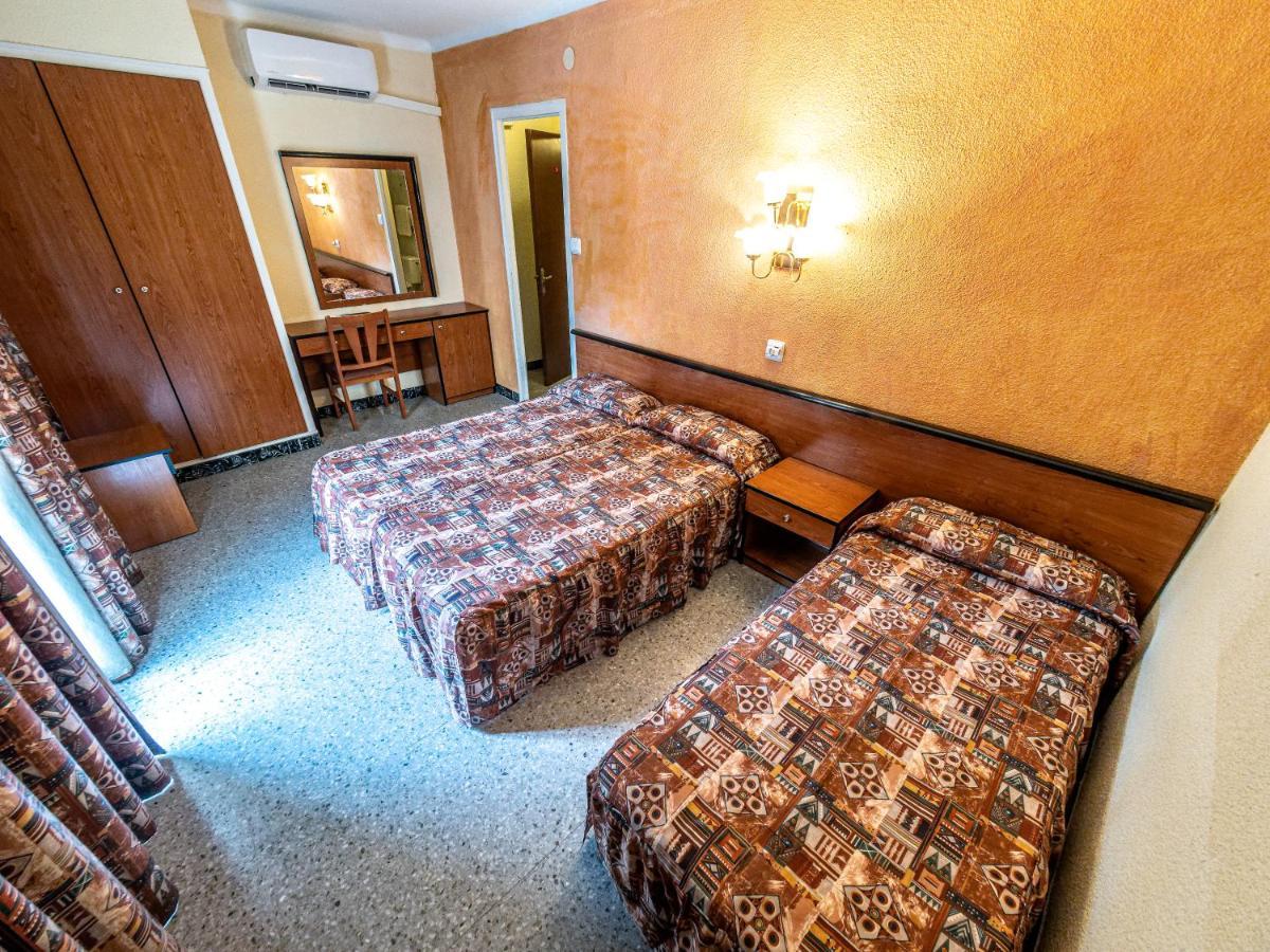 Classic Triple Room