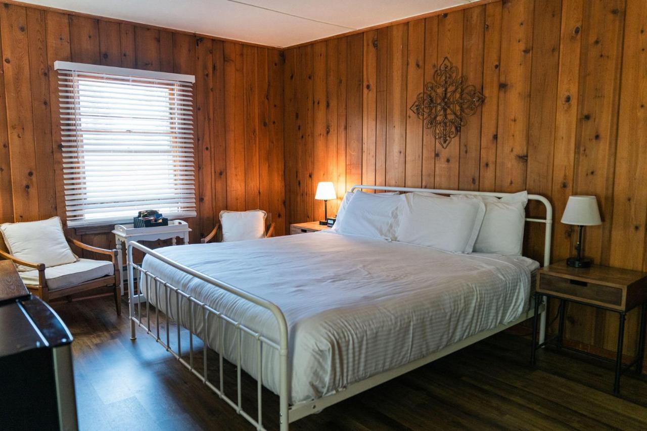King Room with Garden View