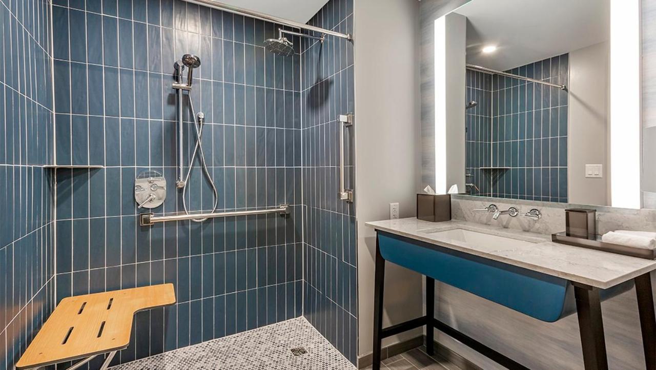 Accessible Premier Room Roll Shower 2 Queens