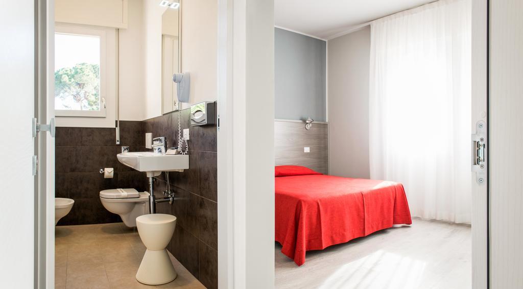 Double or Twin Room,141296706:JPEG