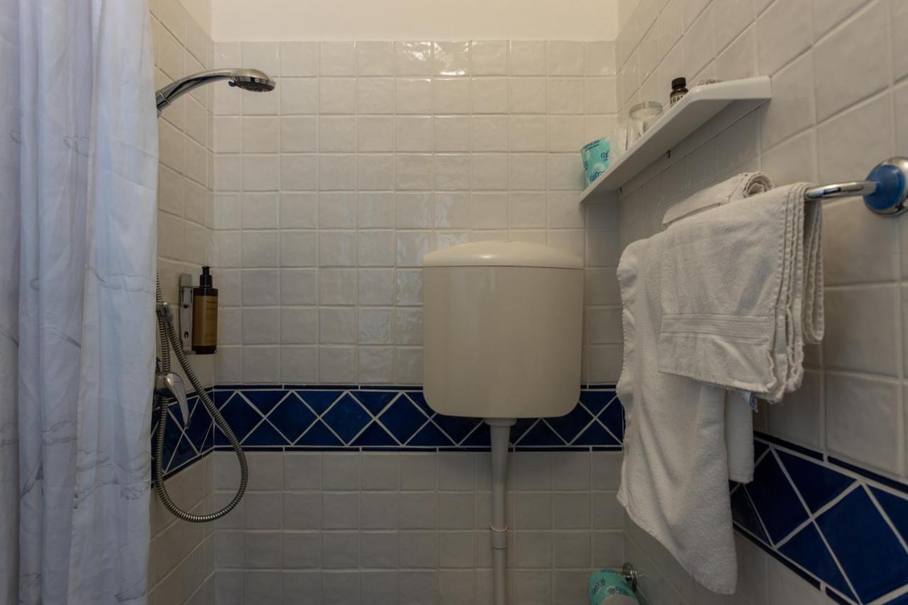 Small Single Room