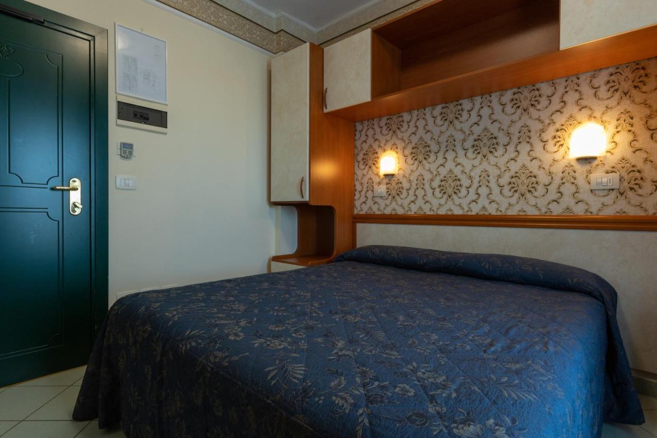 Superior Double or Twin Room Sea View