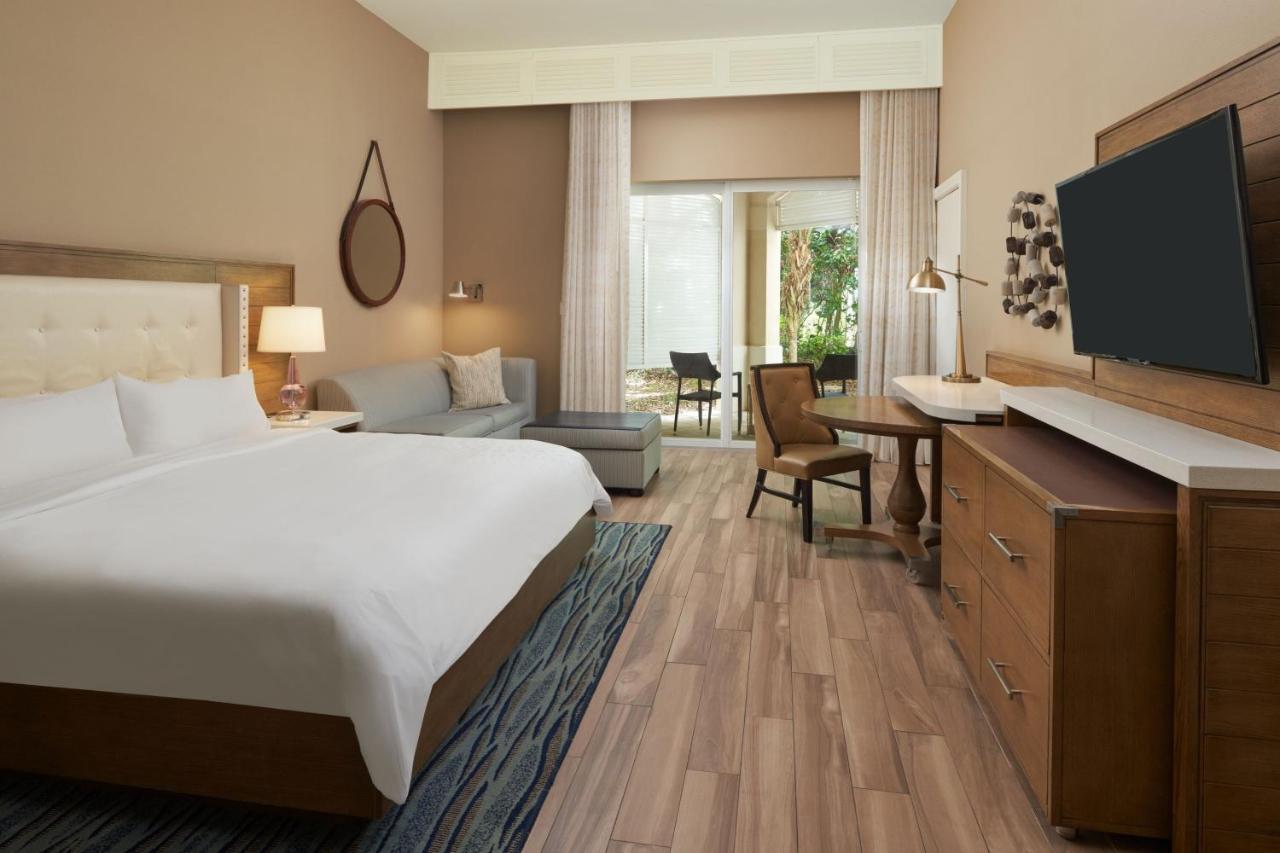 Resort View Room Guest room 1 King Balcony