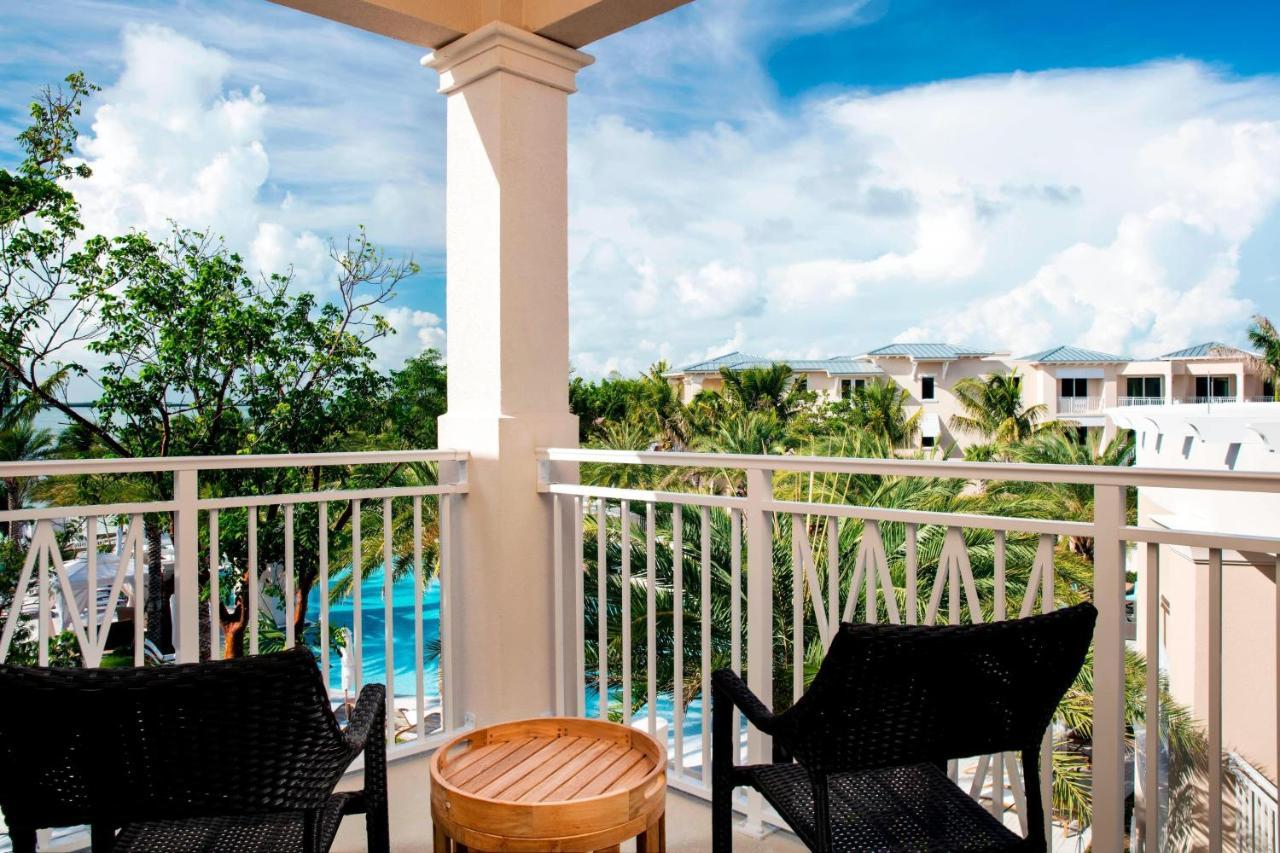 Resort View Room Guest room 1 King Balcony