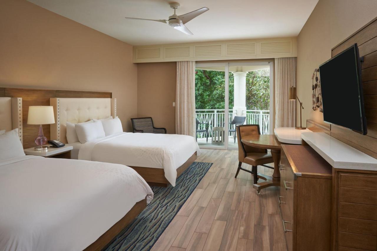 Resort View Room Guest room 2 Queen Balcony