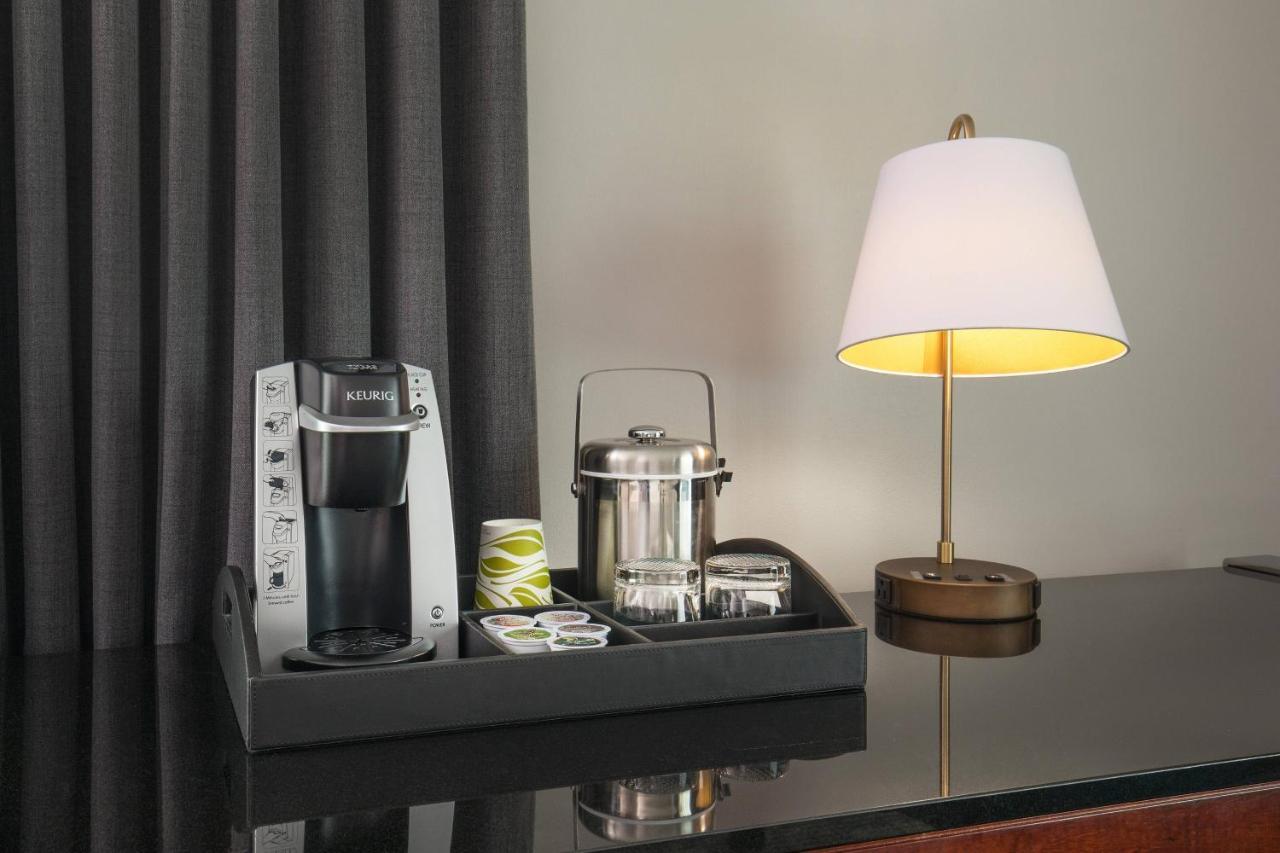 Guest Room, 1 King