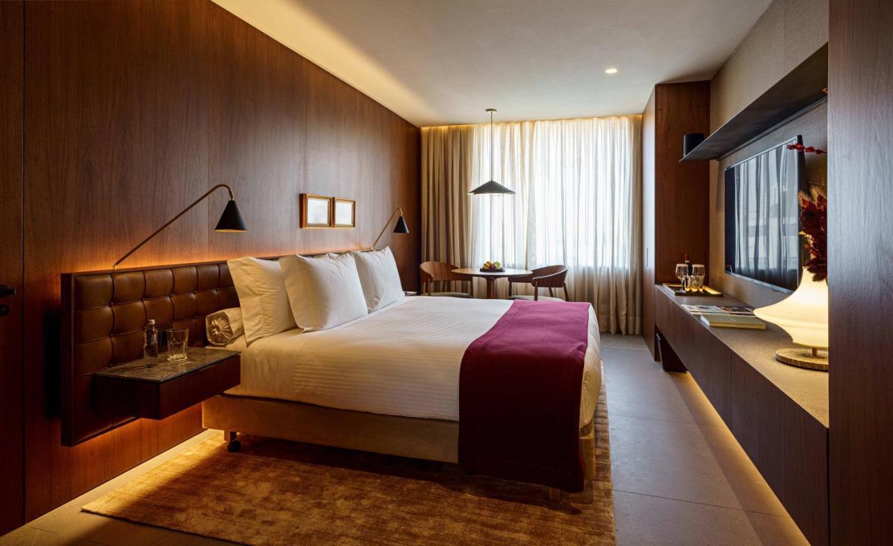 Superior King Room,1414321325:JPEG