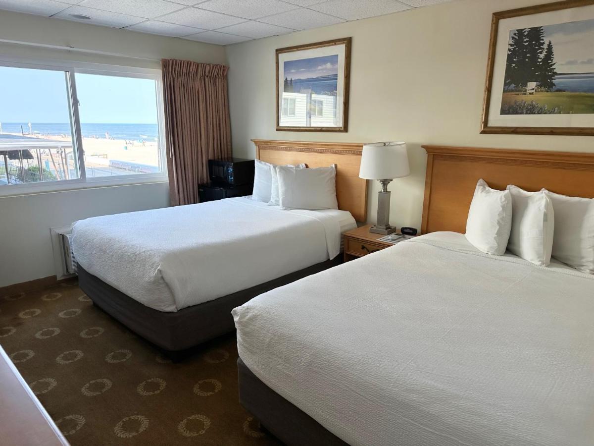 Ocean Side View Two Double Beds