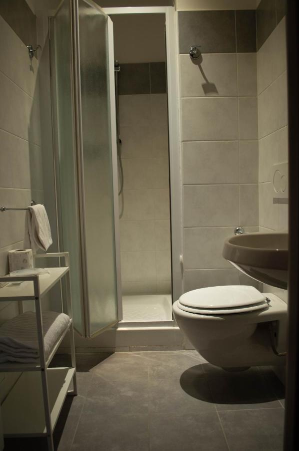 Twin Room Private Bathroom