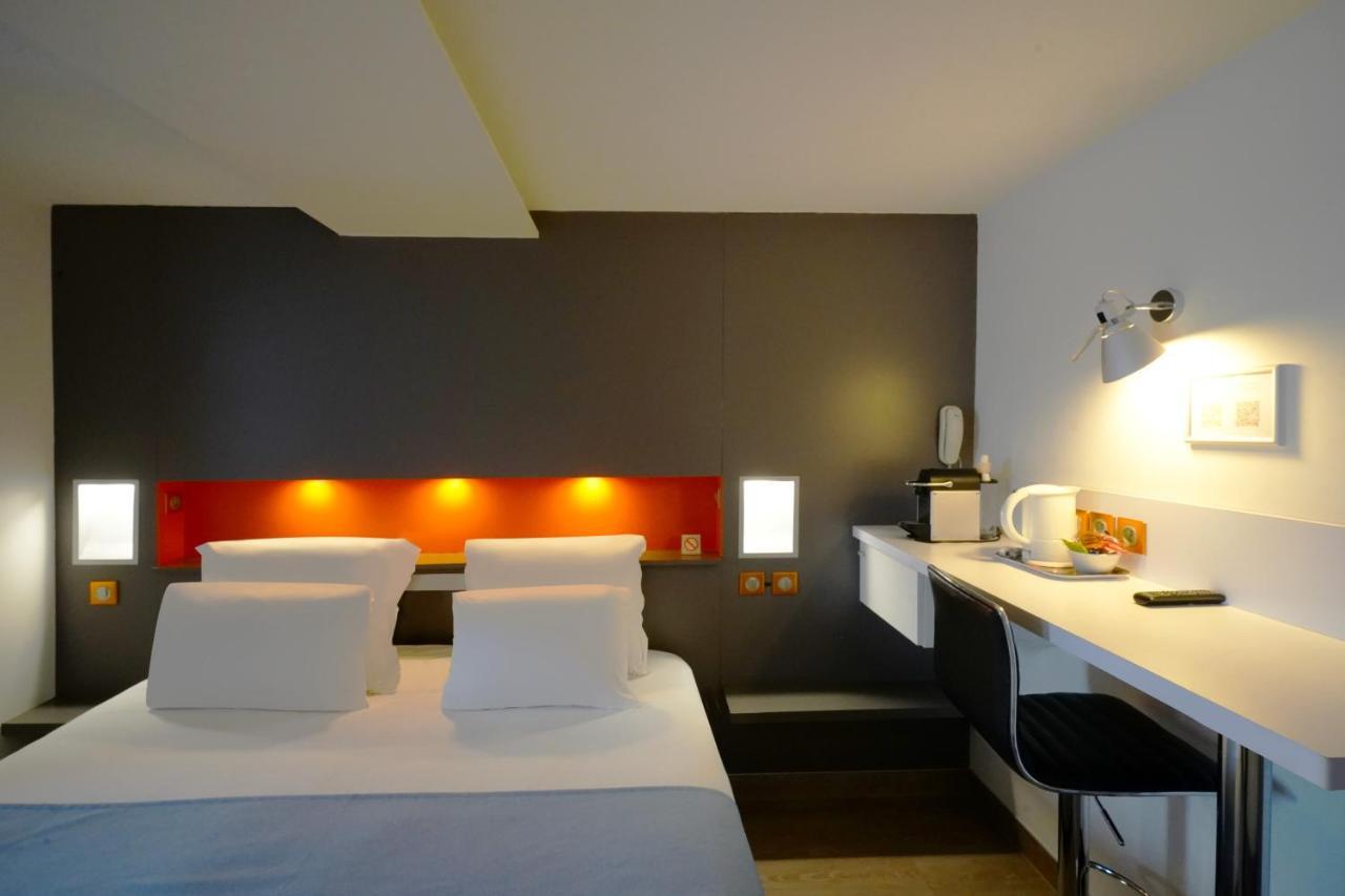 Premium Queen Room