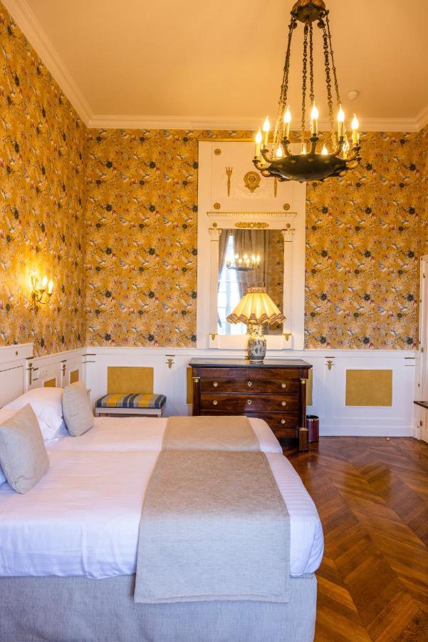 Deluxe Room castle area