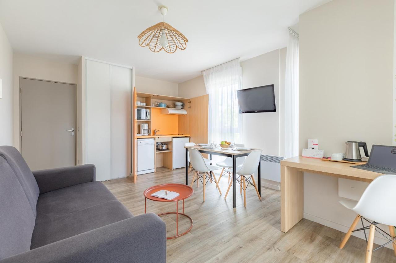 One Bedroom Apartment,1416919275:JPEG