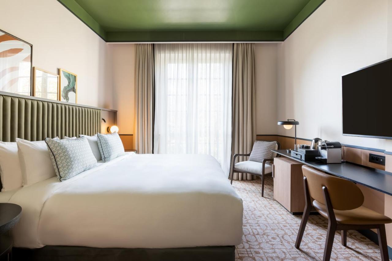 Deluxe King Room,1417363431:JPEG