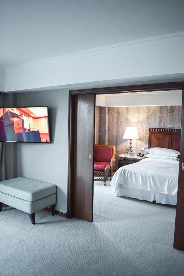 One-Bedroom Suite