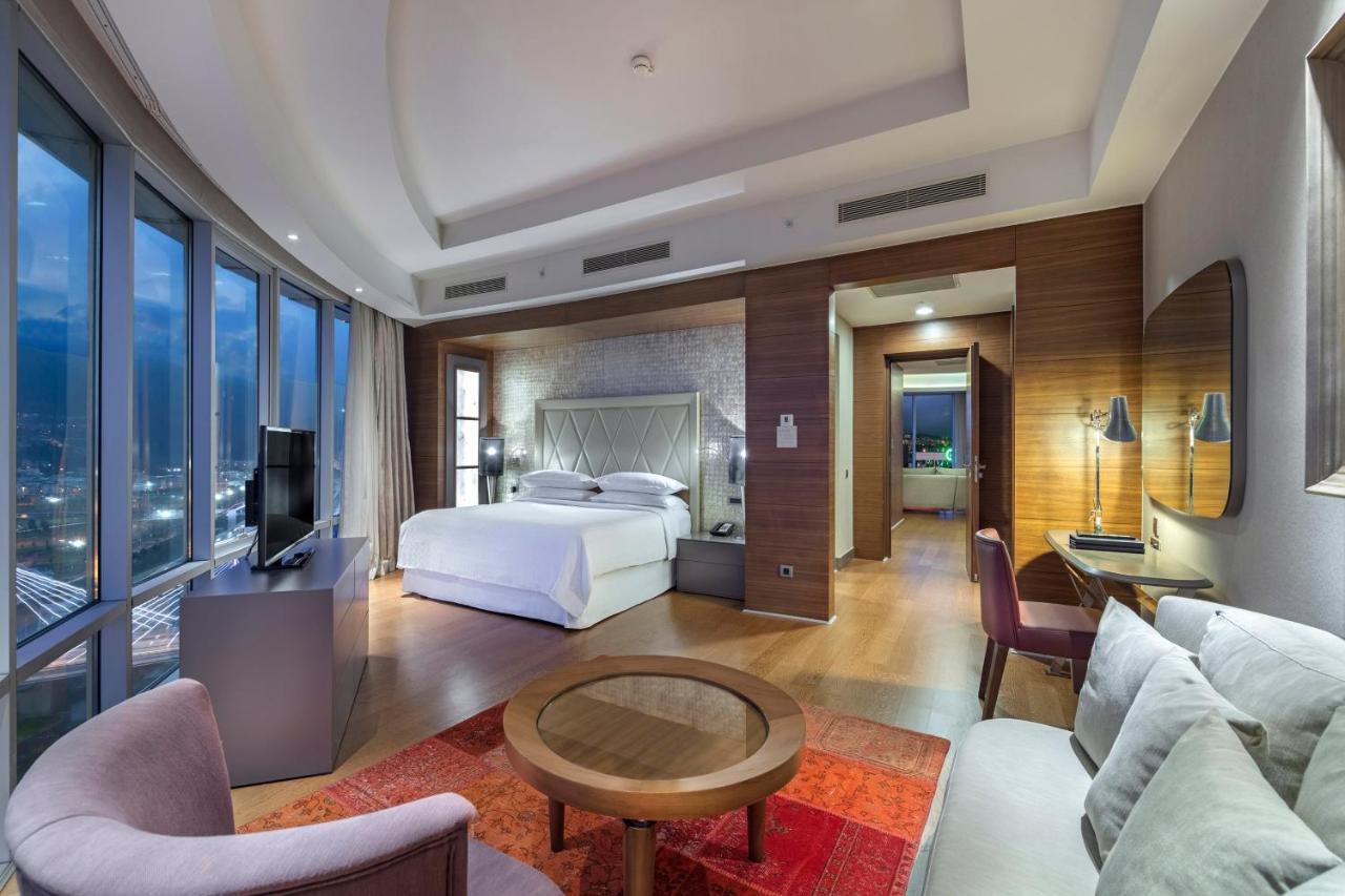 Presidential Suite