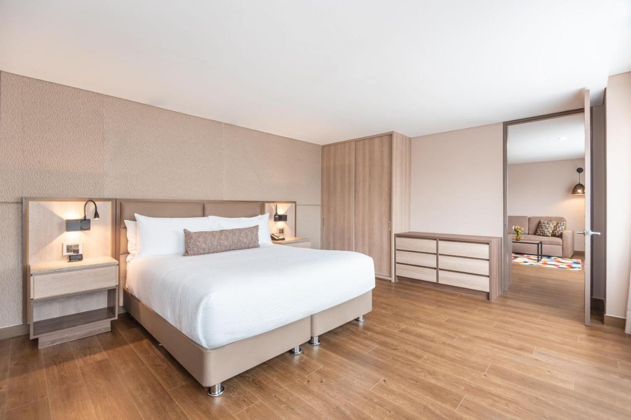 1 Bedroom Junior suite 1 King Sofa bed City view
