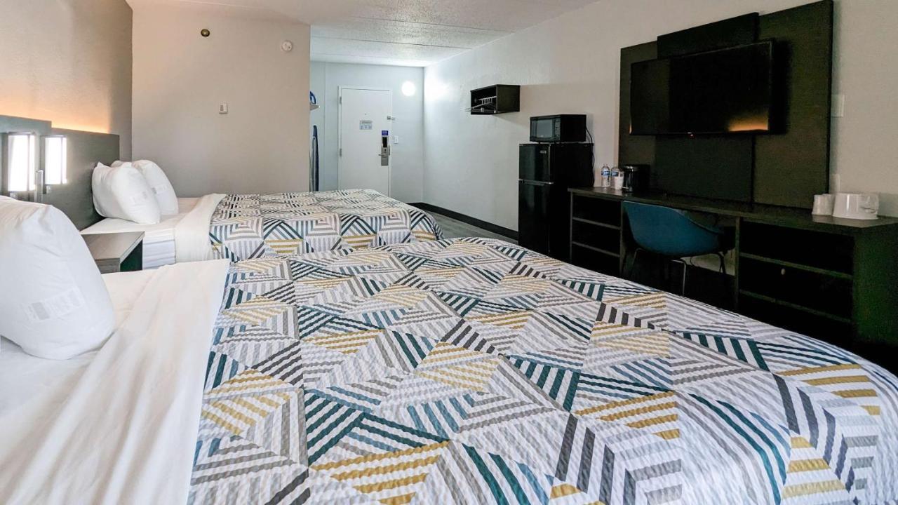 Quadruple Room Disability Access Non-Smoking
