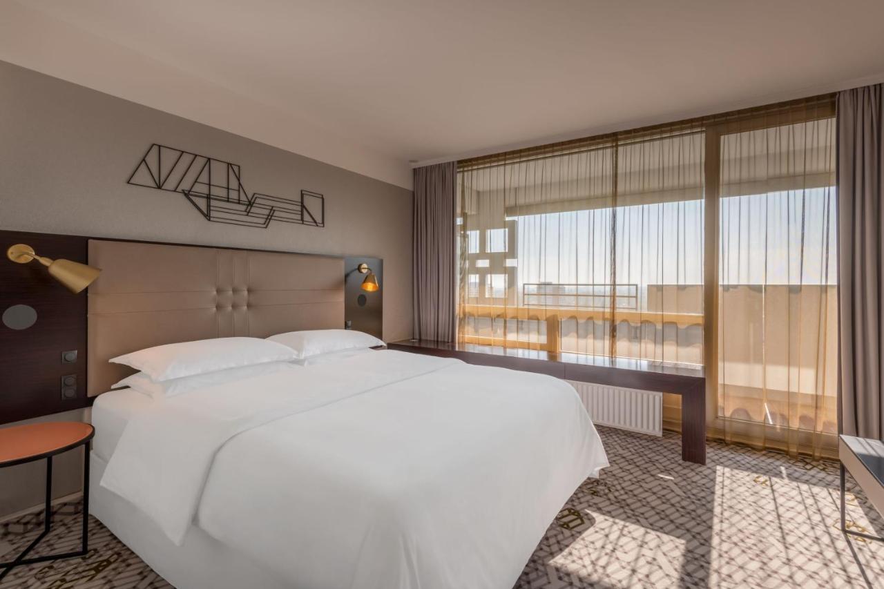 Deluxe Suite with two Bedrooms