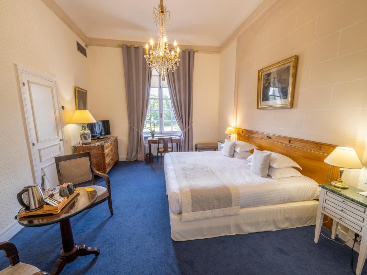 Deluxe Room castle area