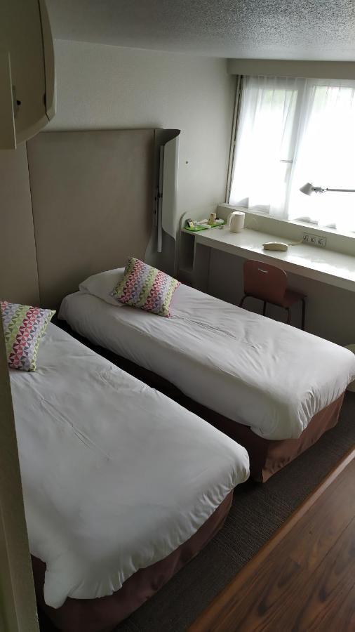Standard Double Room One Single Bed Up to Ten Years