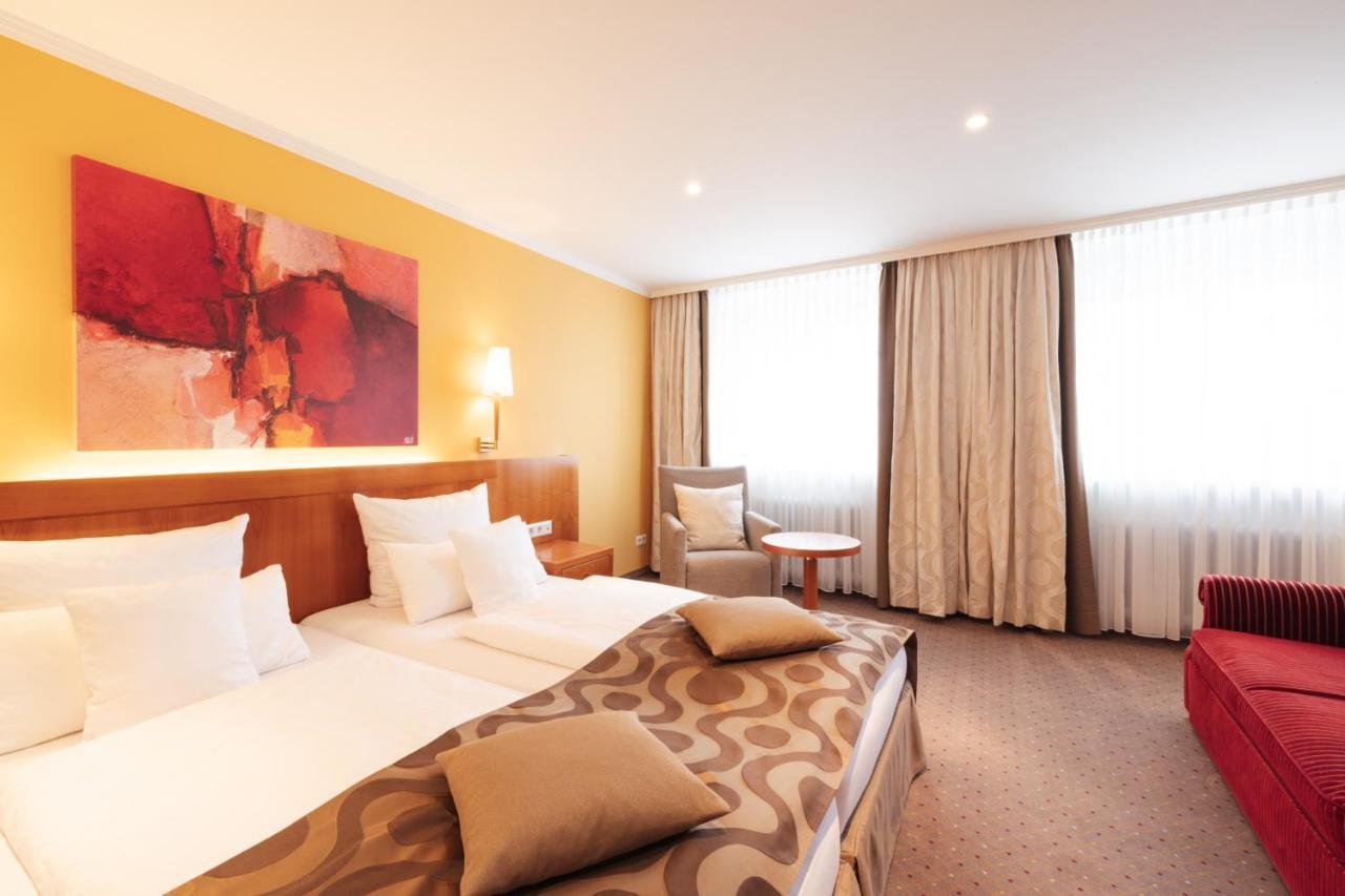 Deluxe Double or Twin Room Lake View