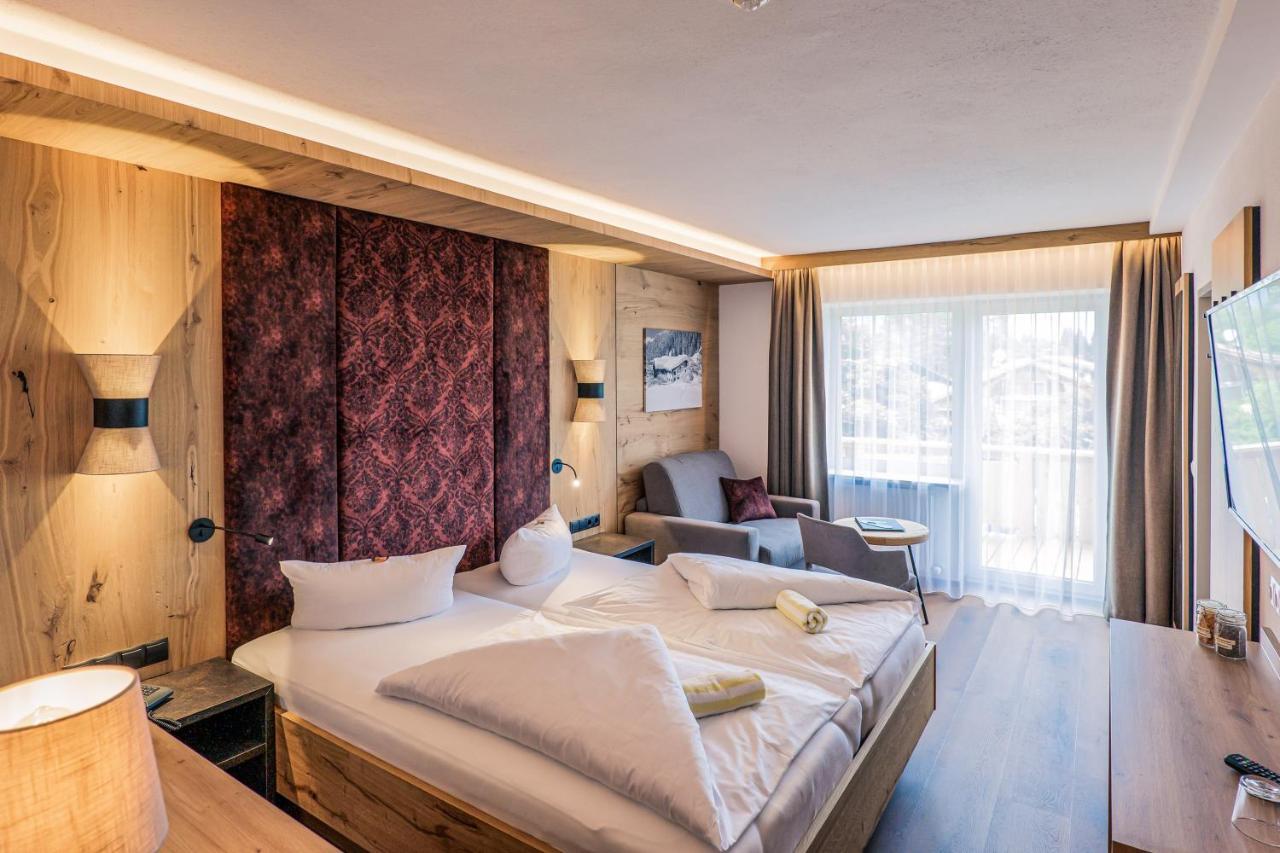 Doppelzimmer mit Balkon (3 Erwachsene)