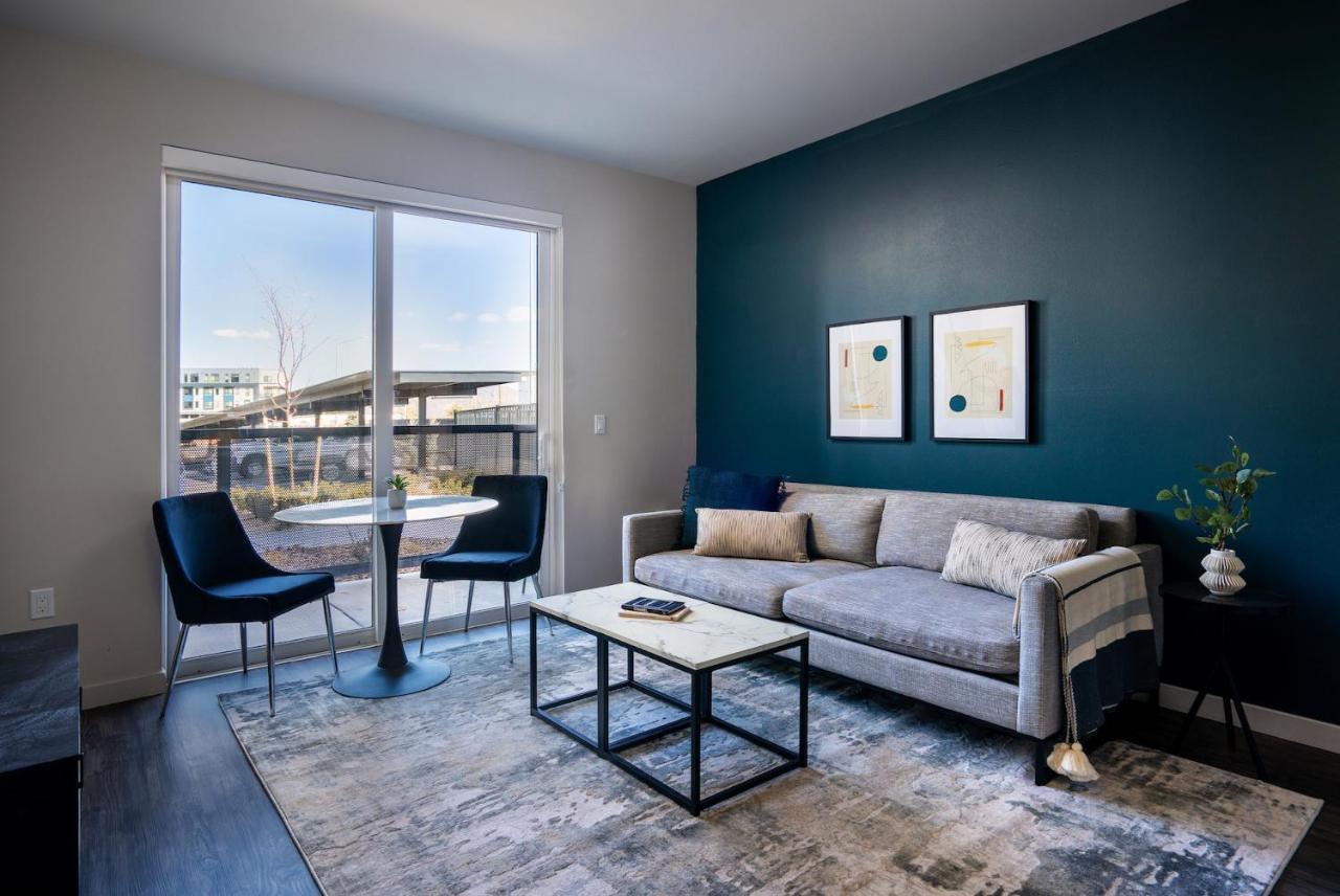 One-Bedroom Apartment Self Check Virtual Front Desk