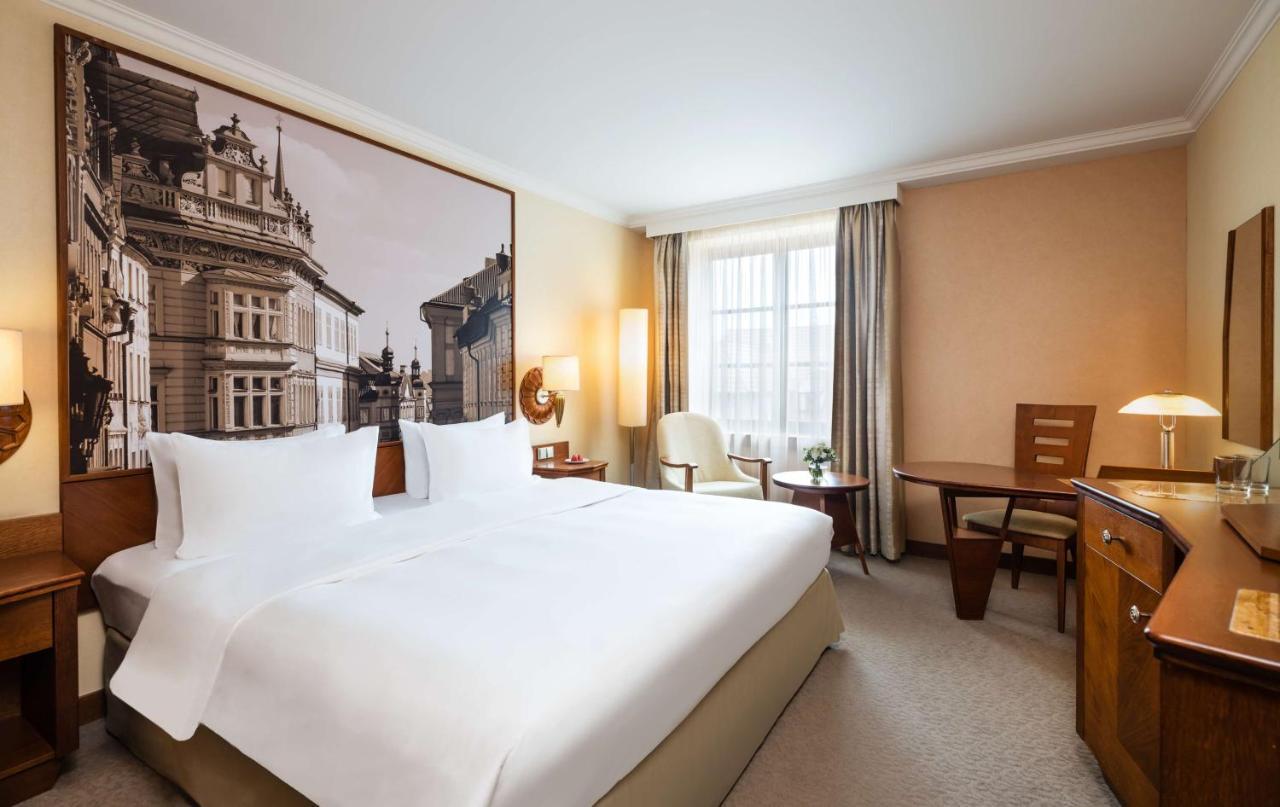 Deluxe King Room,1558279873:JPEG