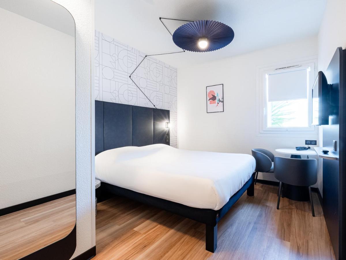 Standard Double Room,1425404551:JPEG