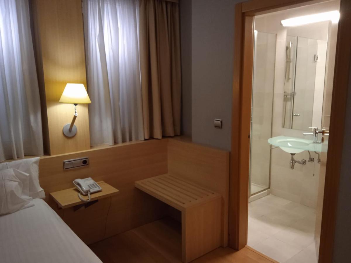 Small Single Room