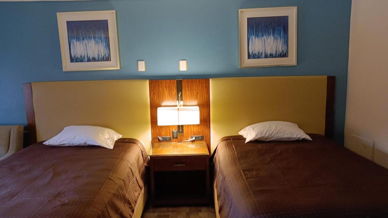Double Room Two Double Beds Smoking
