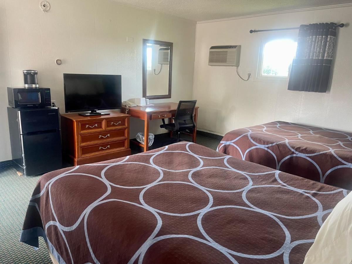Standard Queen Room with Two Queen Beds - Non-Smoking