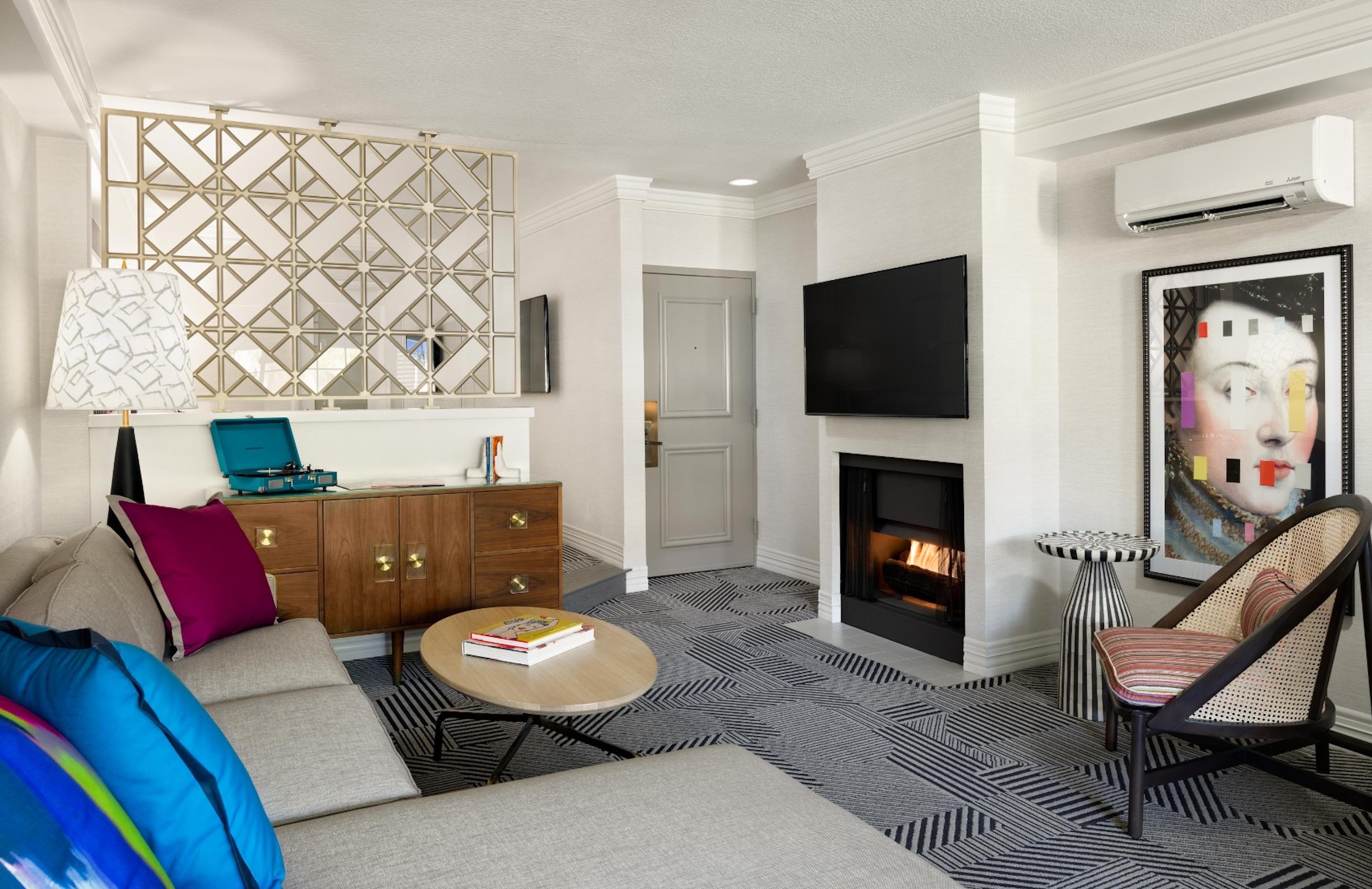 Deluxe King Suite