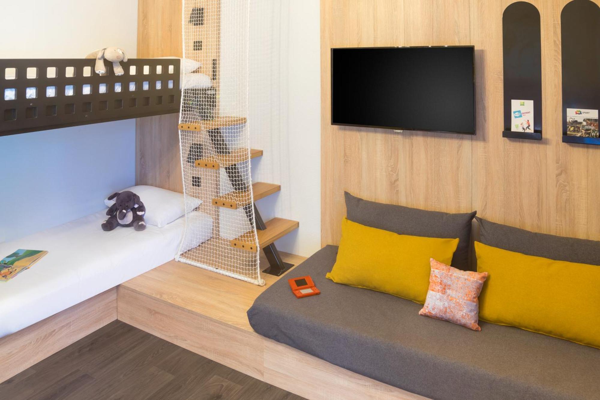 Standard Family Room