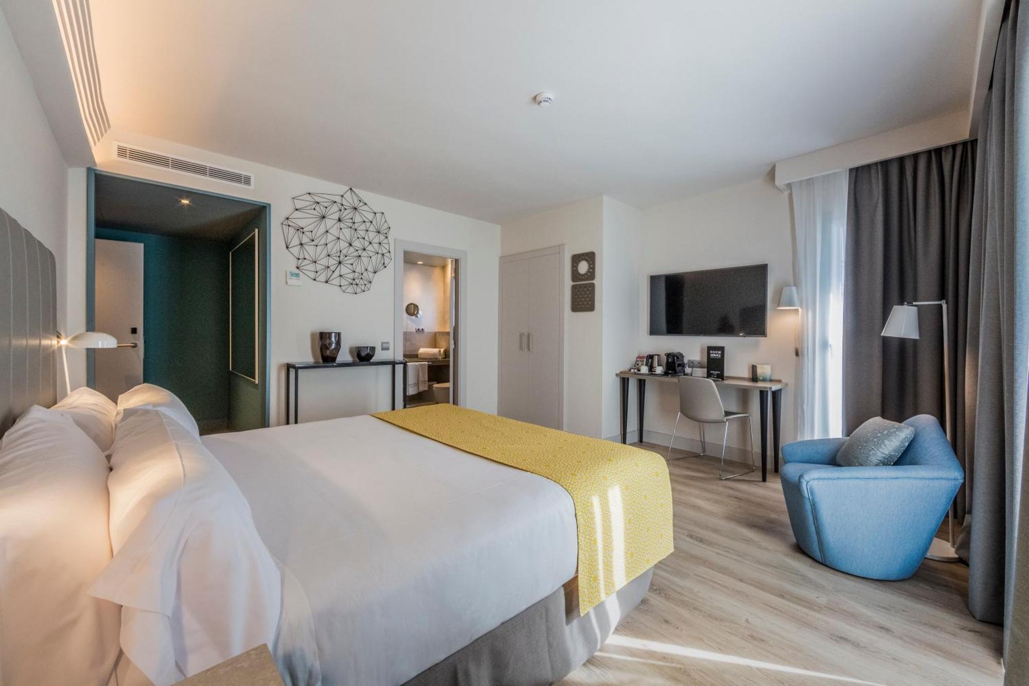 Superior Double Room with Terrace