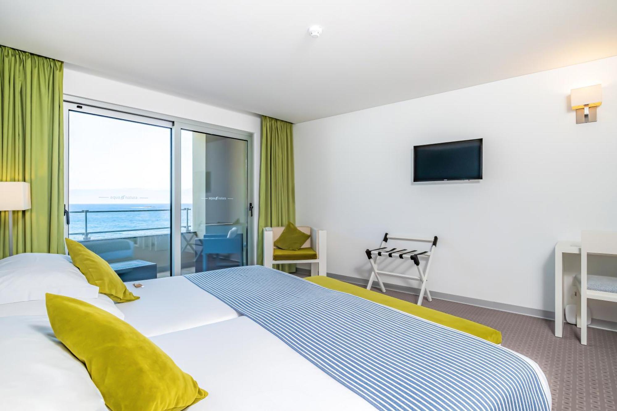 Twin Room Sea View